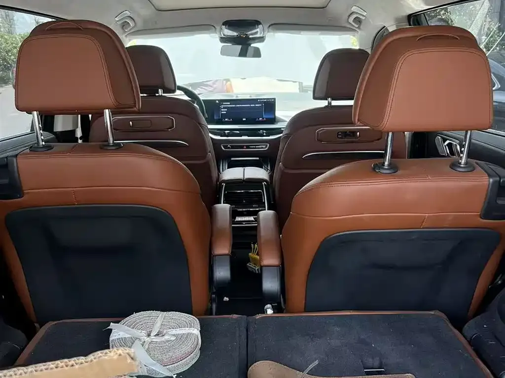 BMW X7 M60i 2023 из CN, фото 5