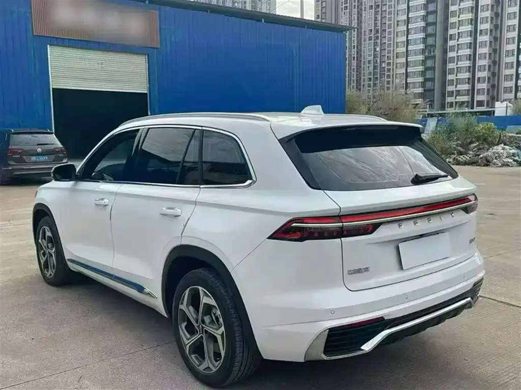 Geely Xingyue L — фото 9