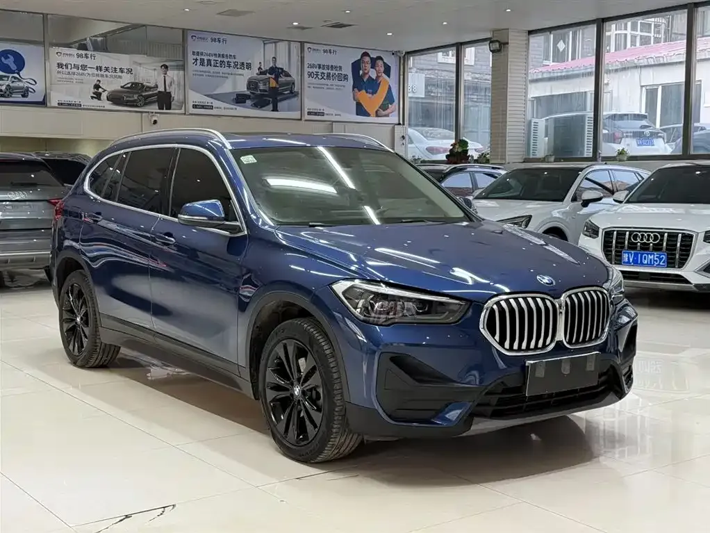 BMW X1 — фото 10