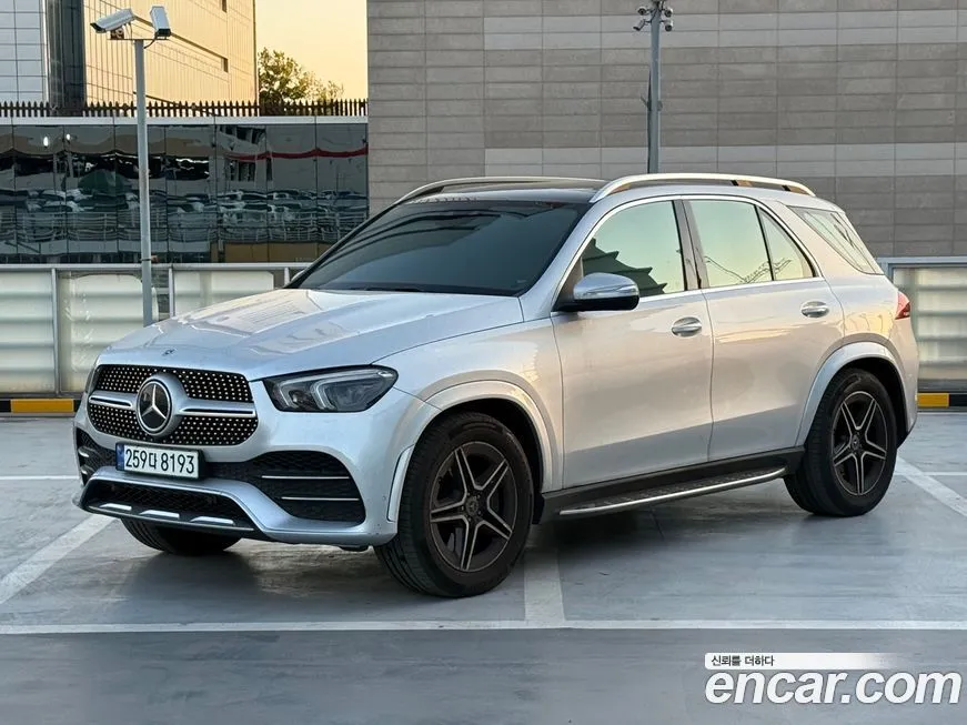 Mercedes-Benz GLE-Class — фото 1