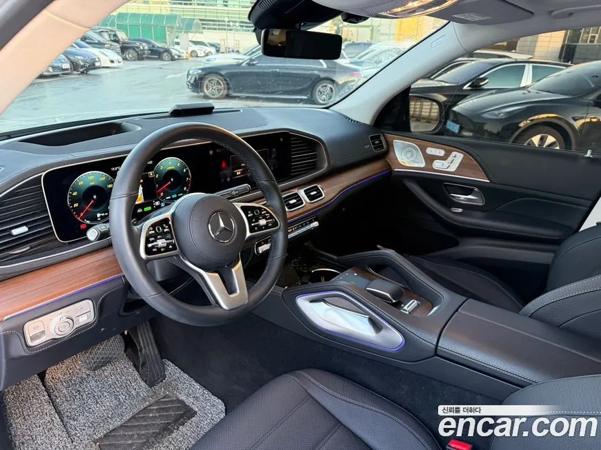 Mercedes-Benz GLE-Class — фото 6