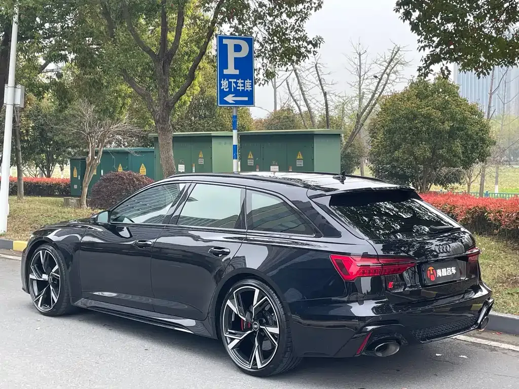 Audi RS 6 2021 из CN, фото 8
