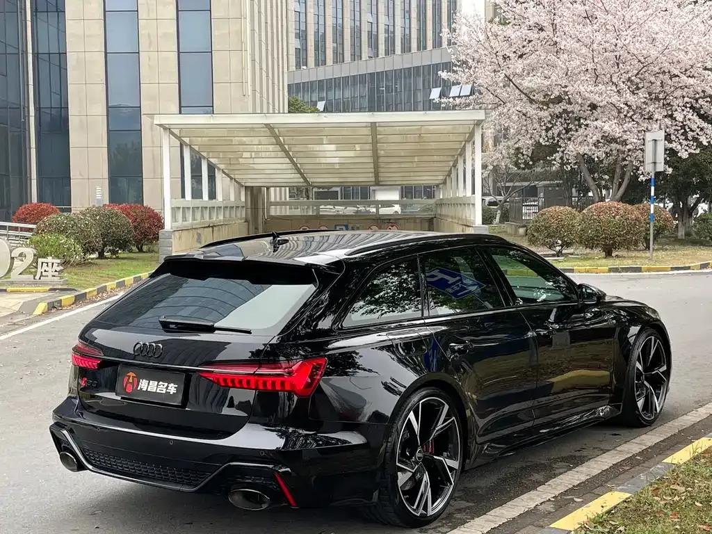 Audi RS 6 2021 из CN, фото 6