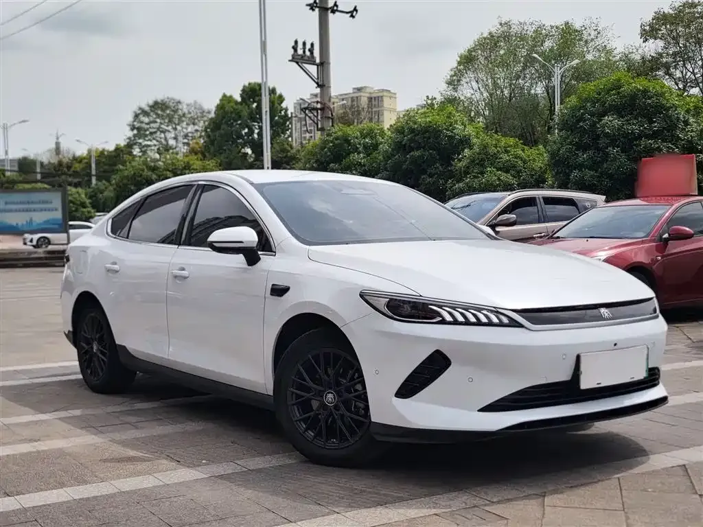 BYD Qin PLUS — фото 9