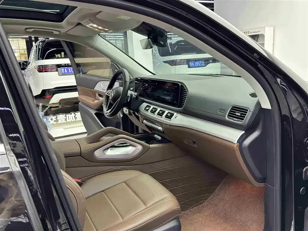 Mercedes-Benz GLE — фото 10