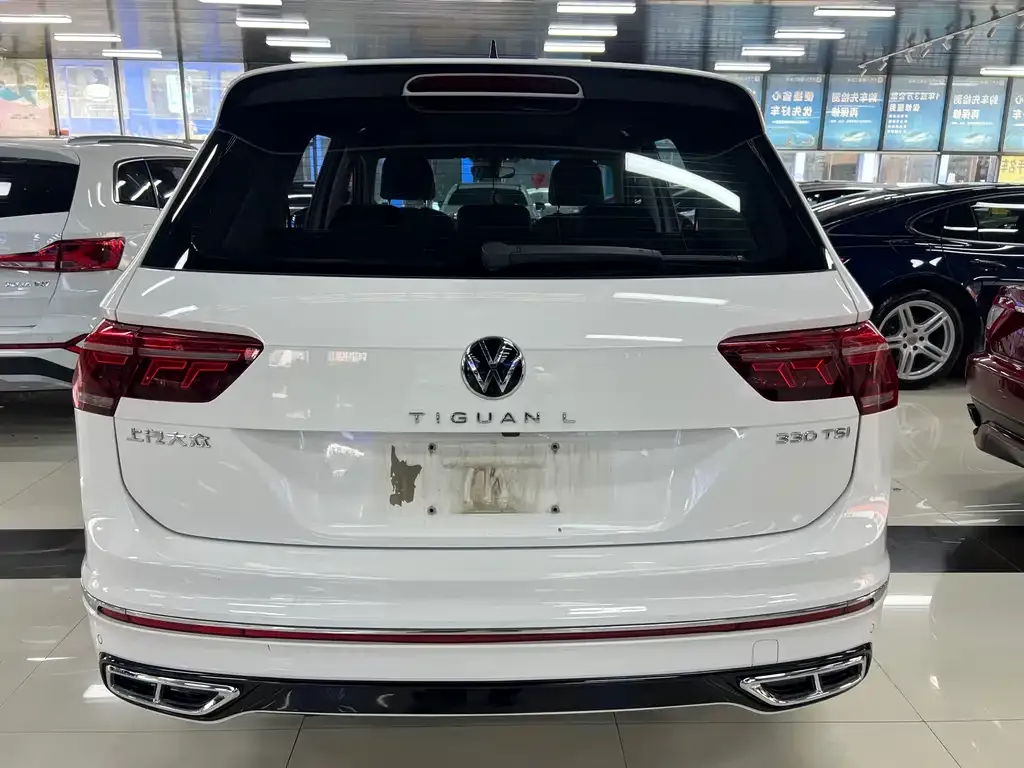 Volkswagen Tiguan L — фото 3