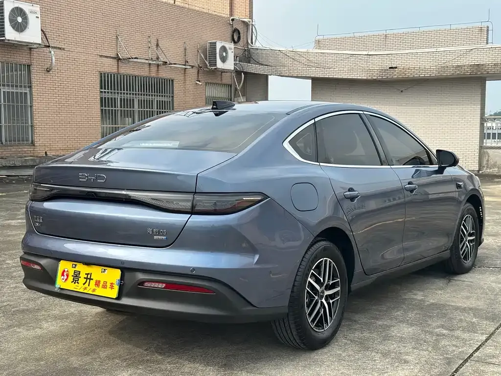 BYD Seal 05 DM-i — фото 3