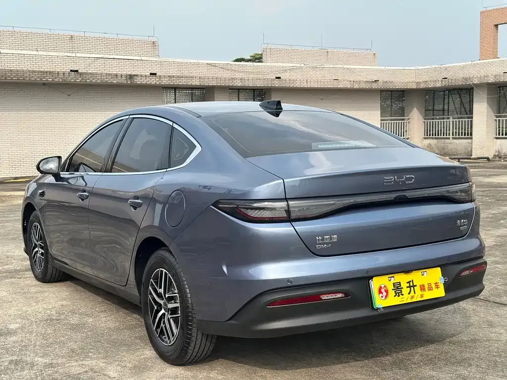 BYD Seal 05 DM-i — фото 8