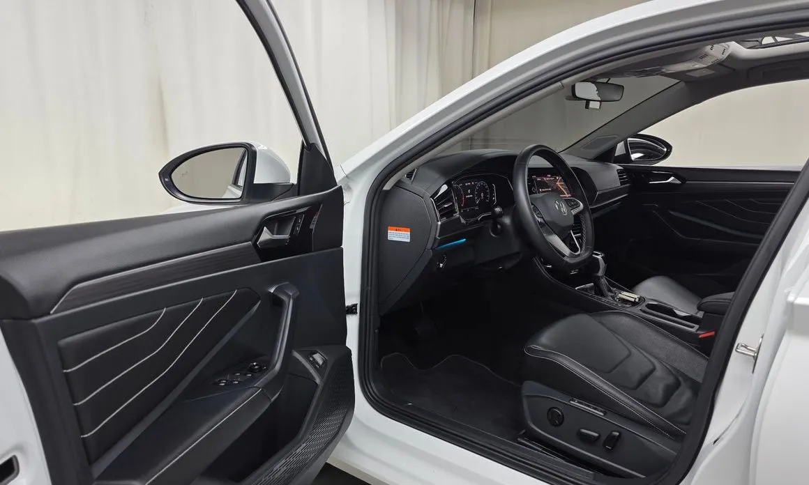 Volkswagen Jetta 2023 из KR, фото 7