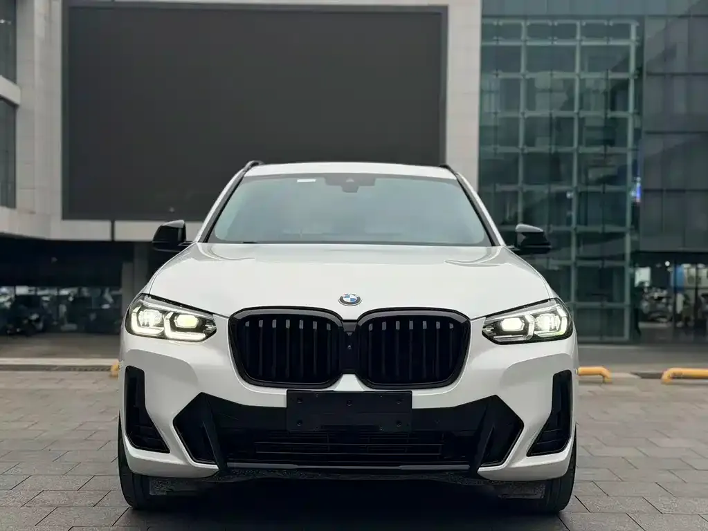 BMW X3 — фото 9