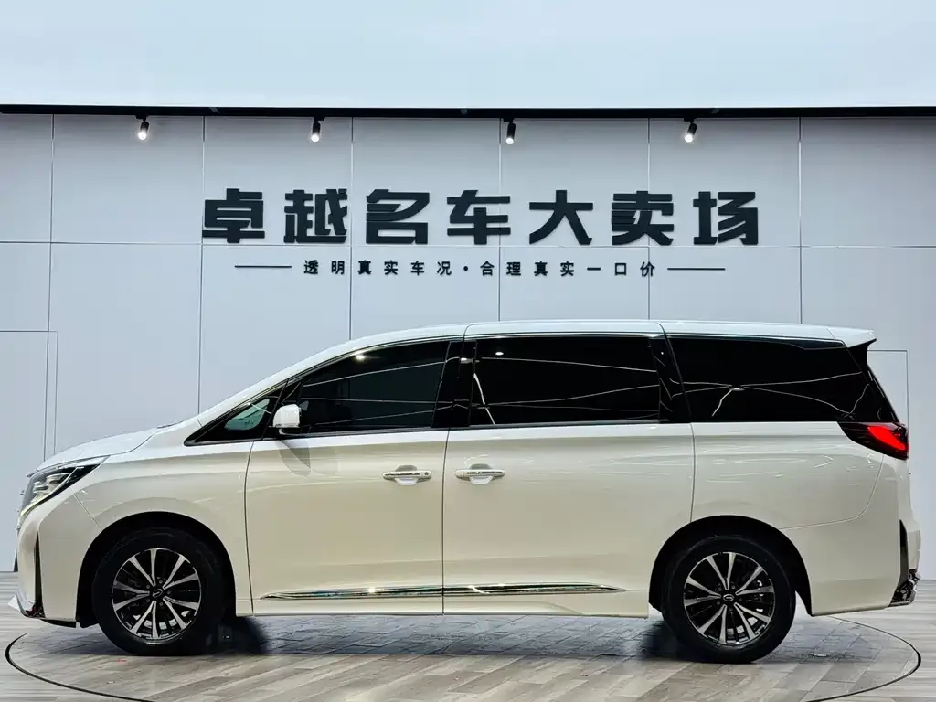 GAC Motor Trumpchi M8 — фото 8