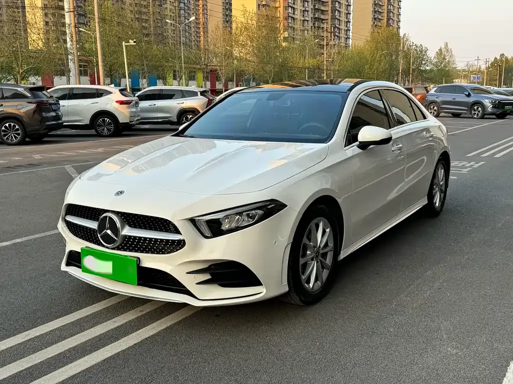 Mercedes-Benz A-Class — фото 1