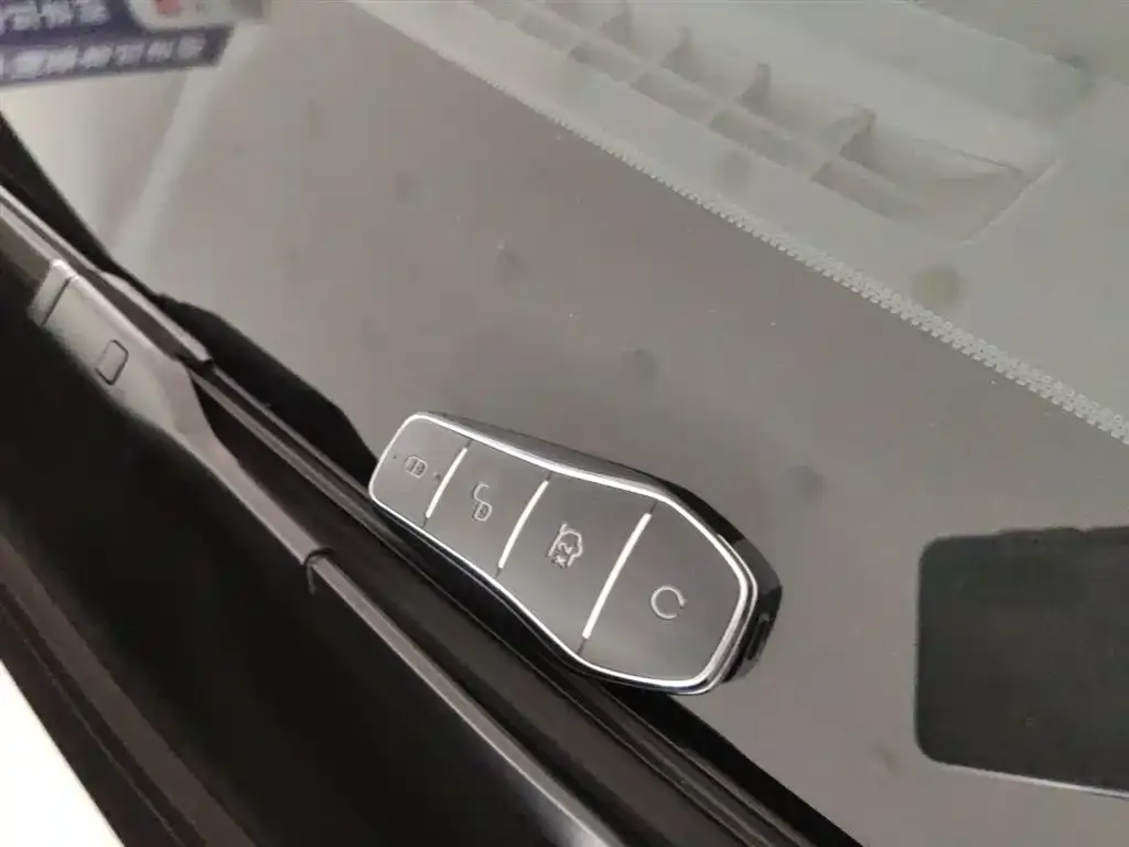 BYD Seal 06 — фото 10