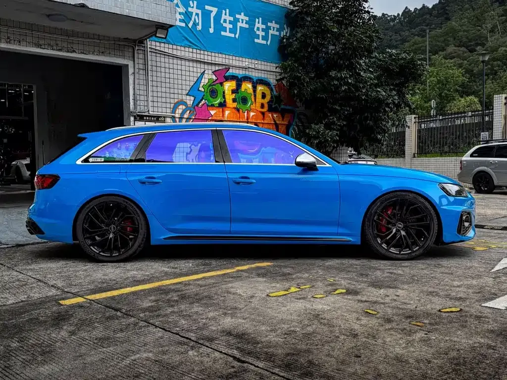 Audi RS 4 2021 из CN, фото 9