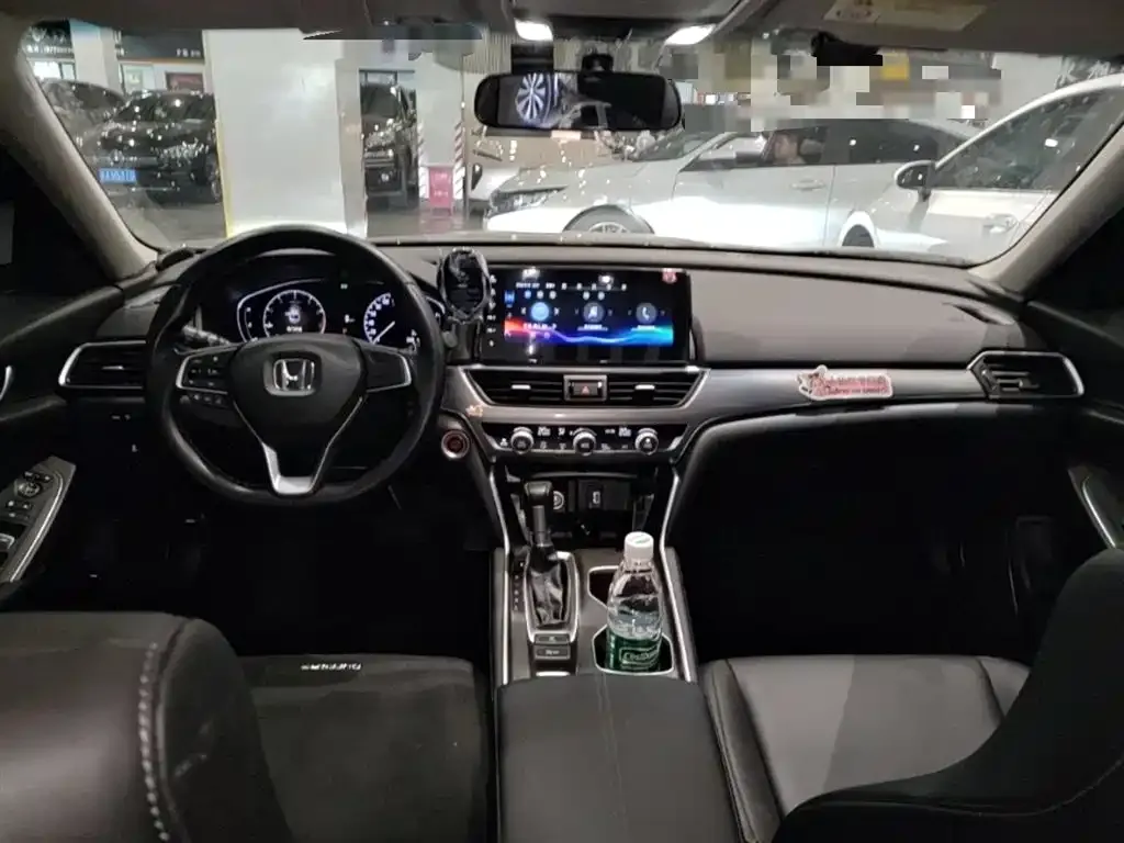 Honda Accord — фото 5