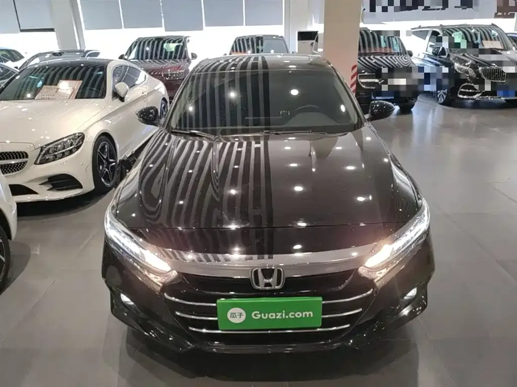 Honda Accord — фото 9