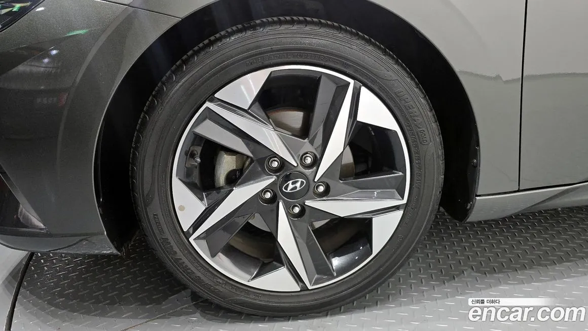 Hyundai AVANTE — фото 6
