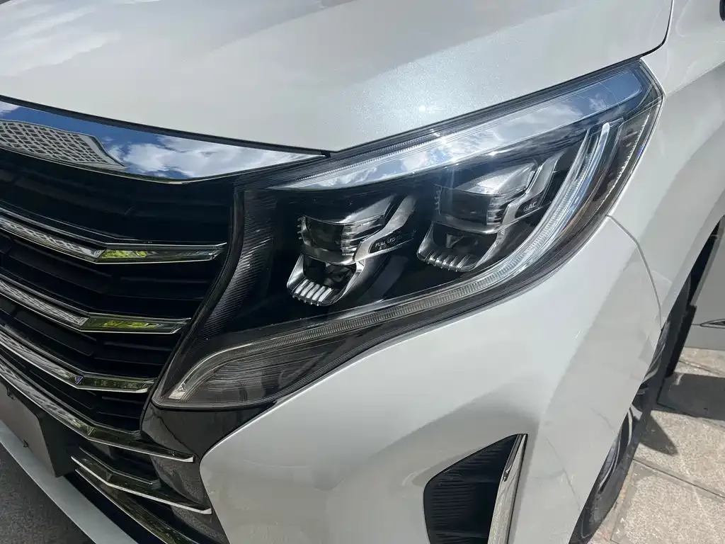 GAC Motor Trumpchi M8 — фото 9