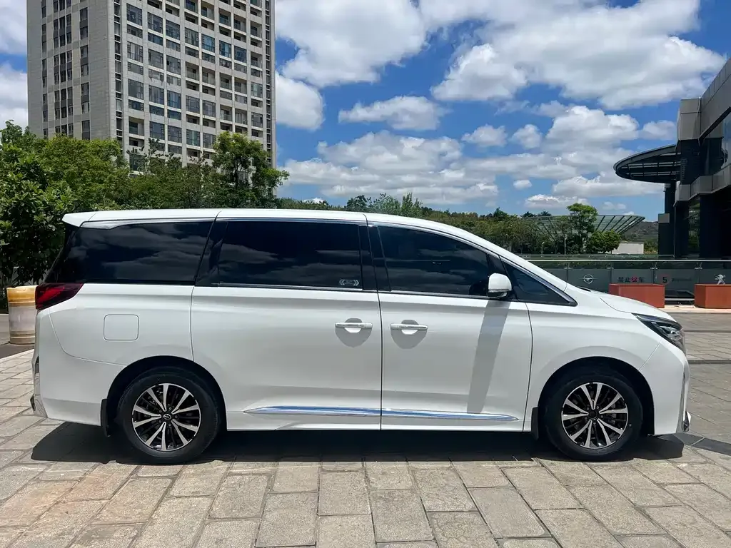 GAC Motor Trumpchi M8 — фото 8