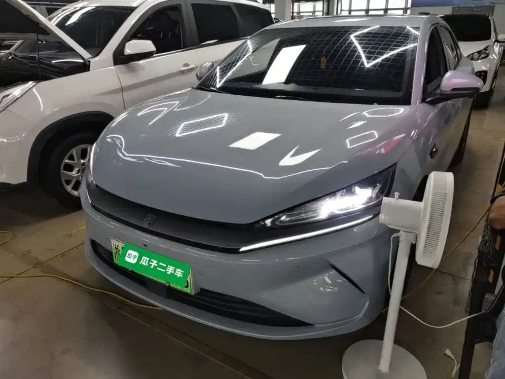 BYD Qin L