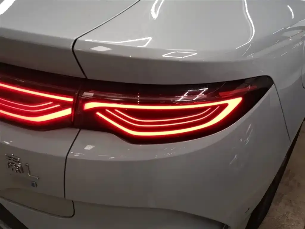 BYD Qin L 2025 из CN, фото 2