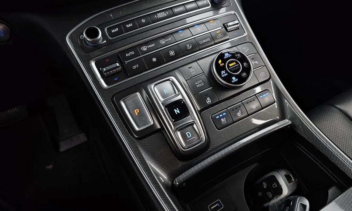Hyundai Santafe — фото 3
