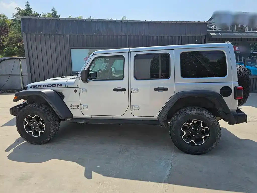 Jeep Wrangler — фото 6