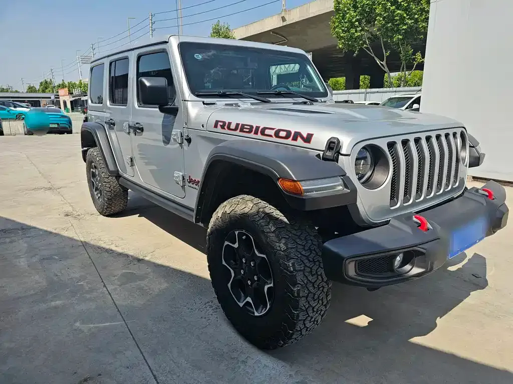 Jeep Wrangler — фото 8