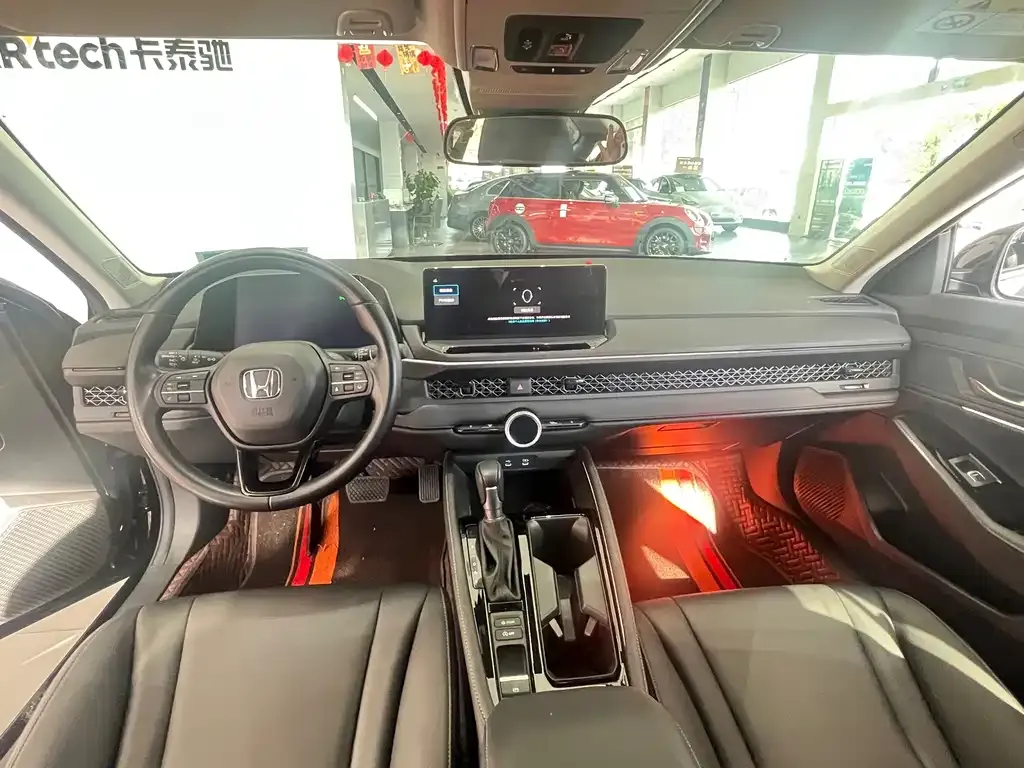 Honda Accord — фото 3