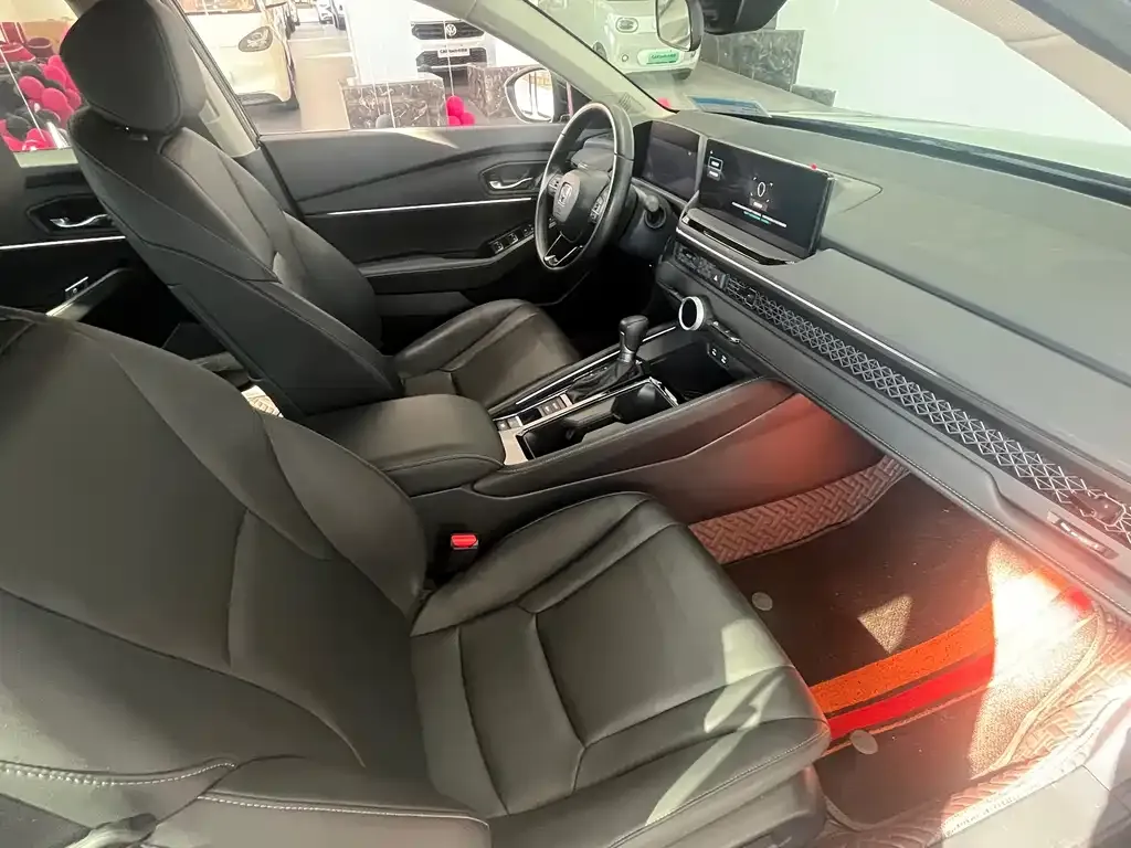Honda Accord — фото 2