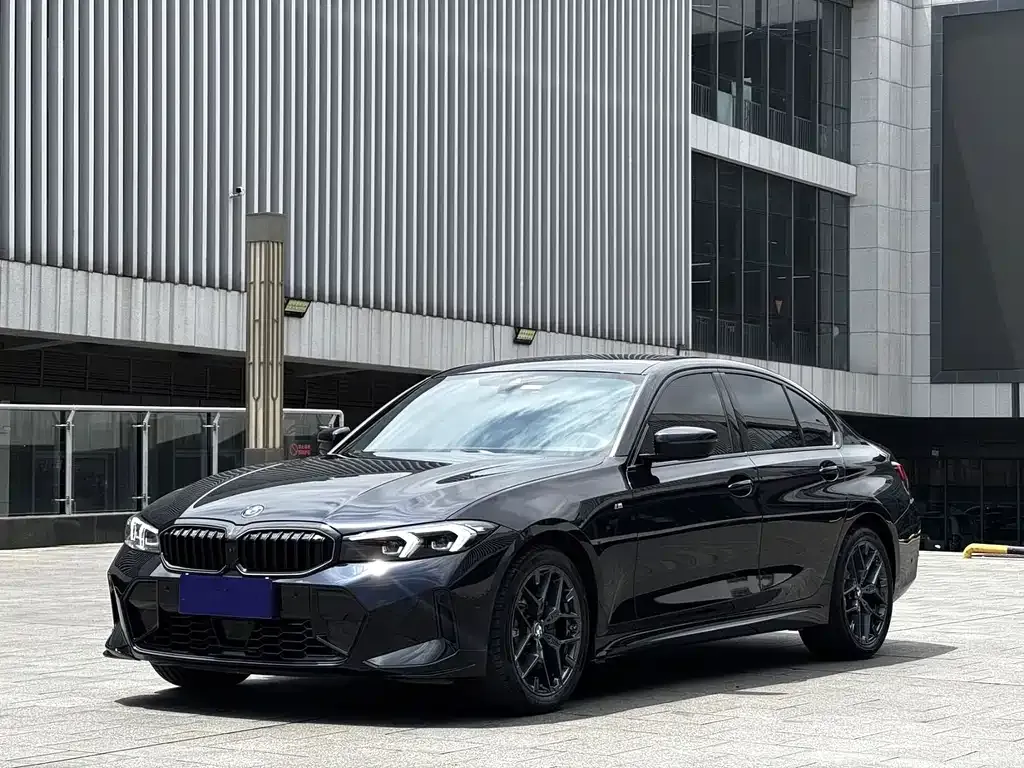 BMW 3 Series — фото 1