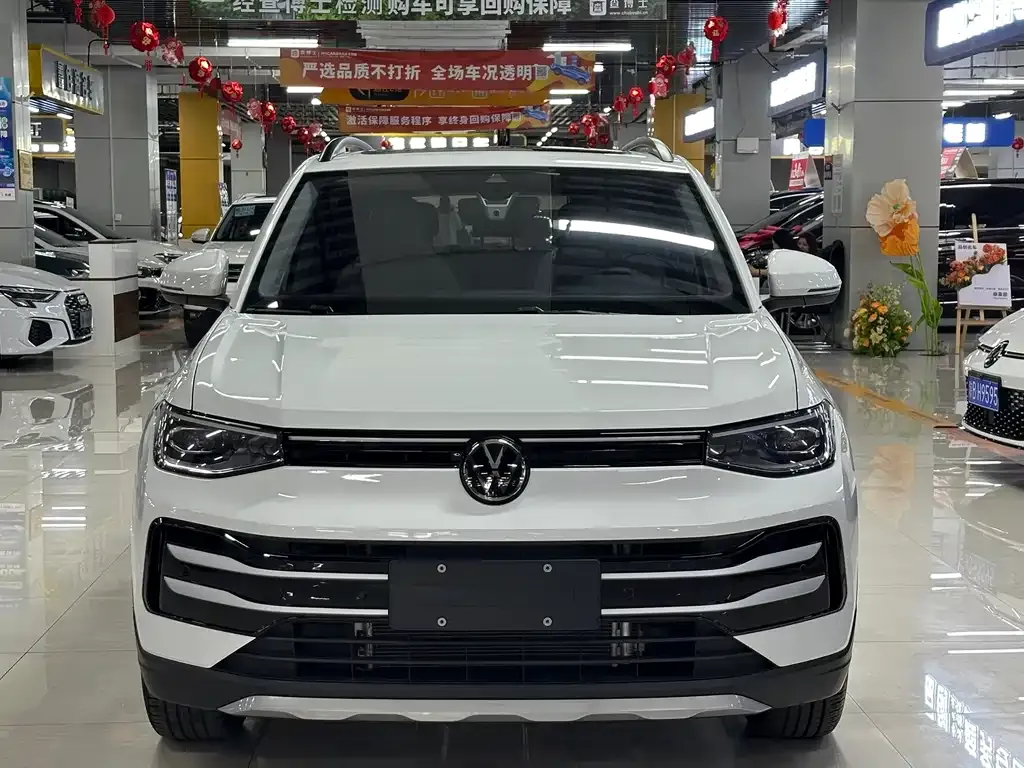 Volkswagen Tharu — фото 10