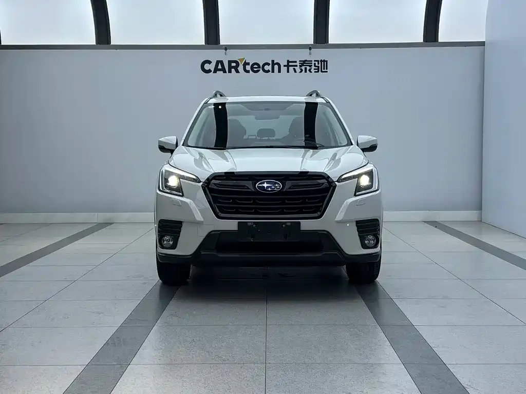 Subaru Forester 2022 из CN, фото 10