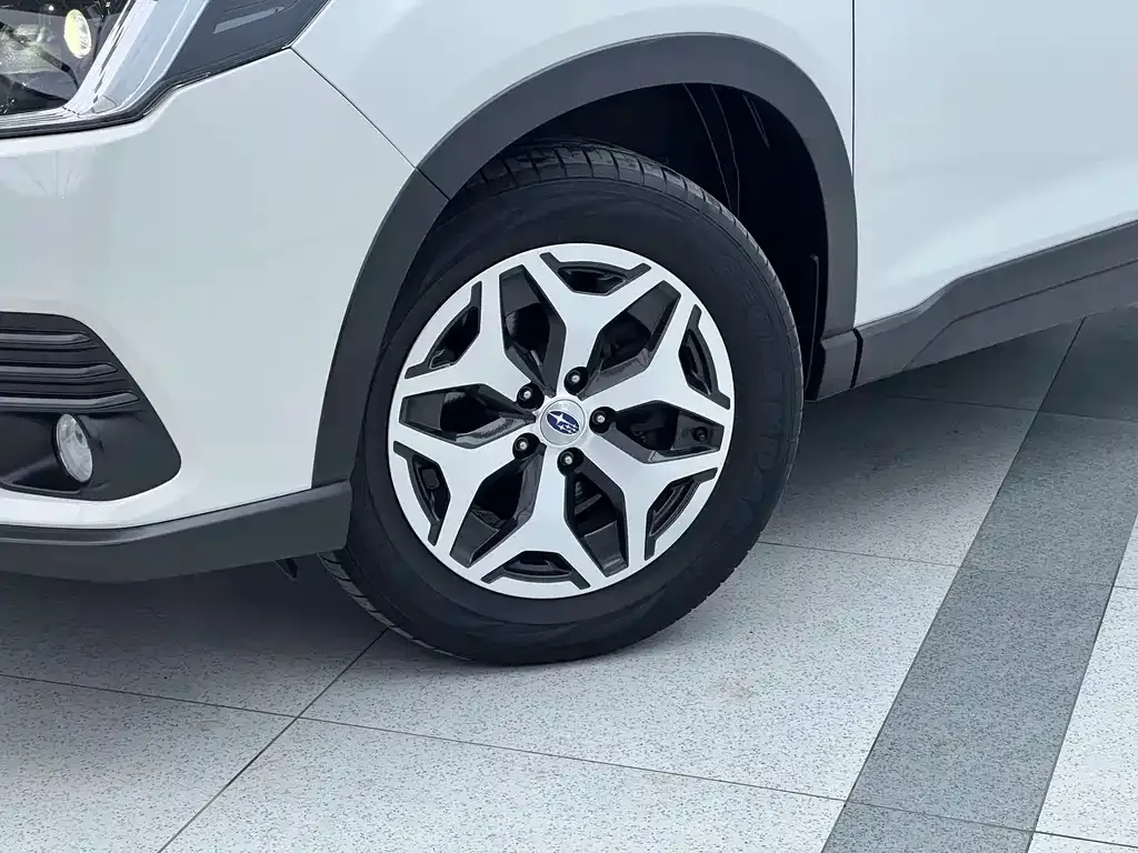 Subaru Forester 2022 из CN, фото 8