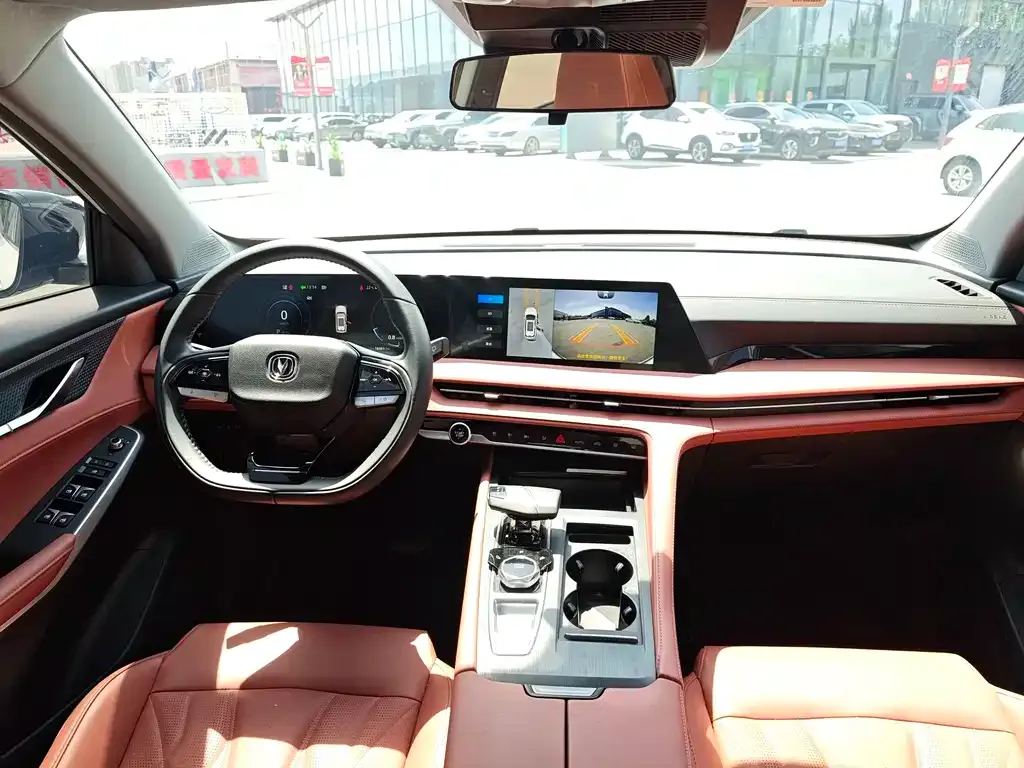 Changan CS75PLUS — фото 10