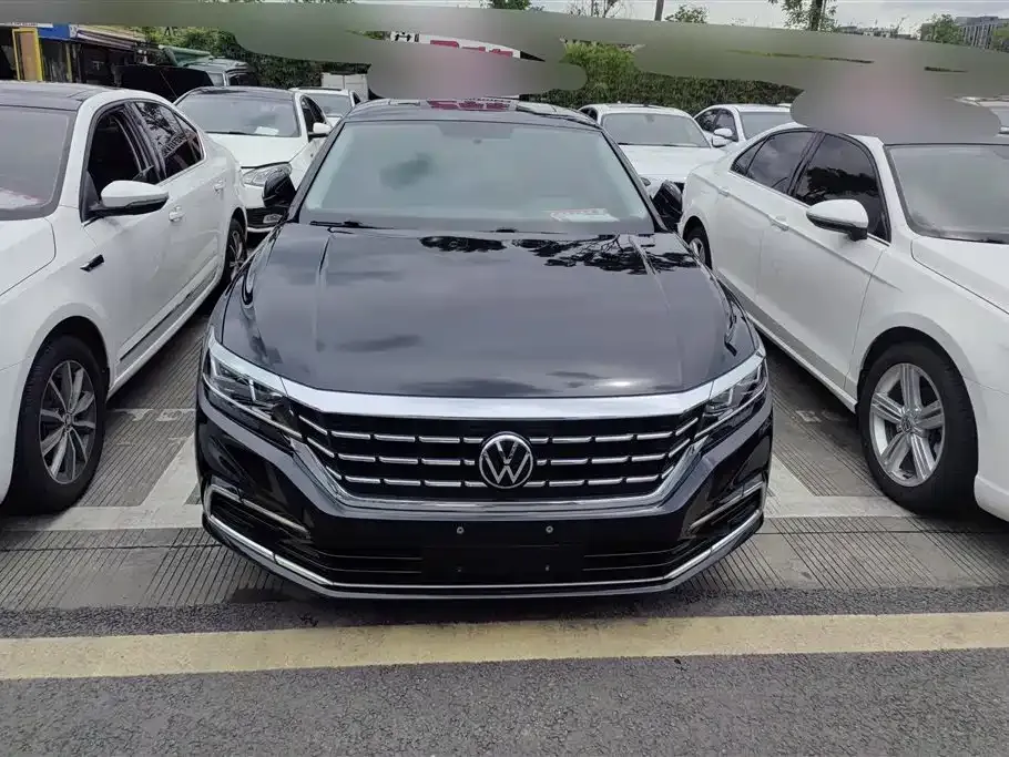 Volkswagen Passat — фото 10