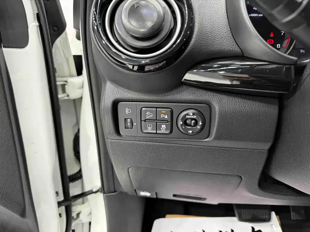 Kia KX1 — фото 8
