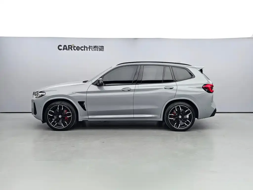 BMW X3 M40i 2023 из CN, фото 3