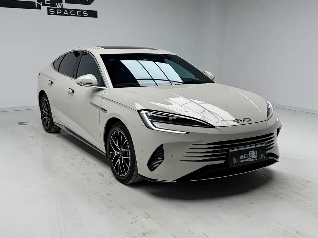 BYD Seal — фото 4