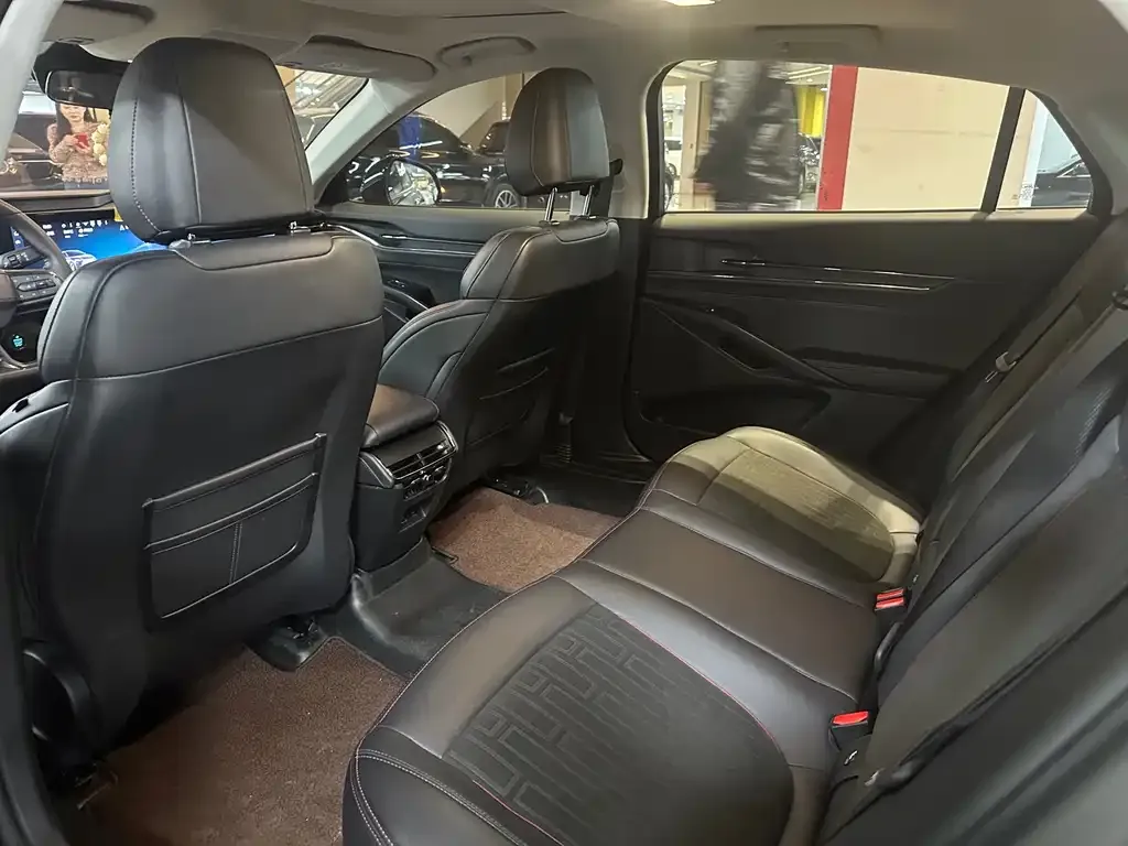 Ford Mondeo 2023 из CN, фото 9