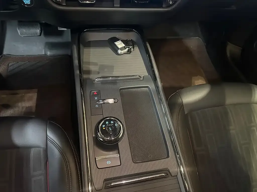 Ford Mondeo 2023 из CN, фото 5