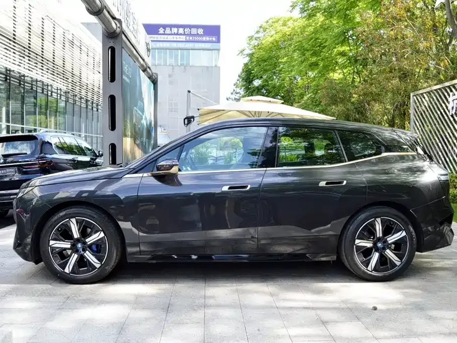 BMW iX 2022 из CN, фото 3