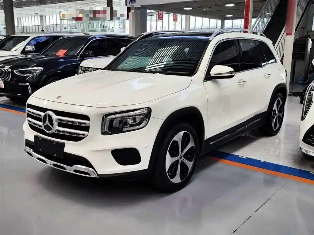 Mercedes-Benz GLB — фото 7