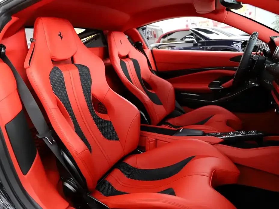 Ferrari F8 — фото 9