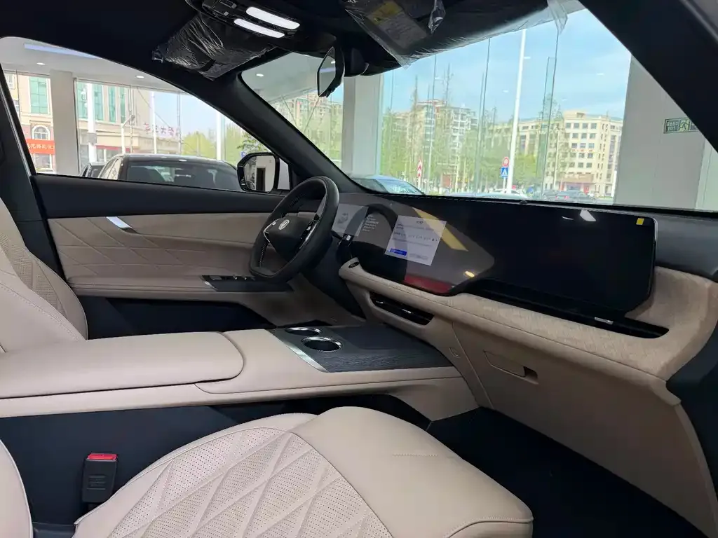 Changan CS75PLUS — фото 8