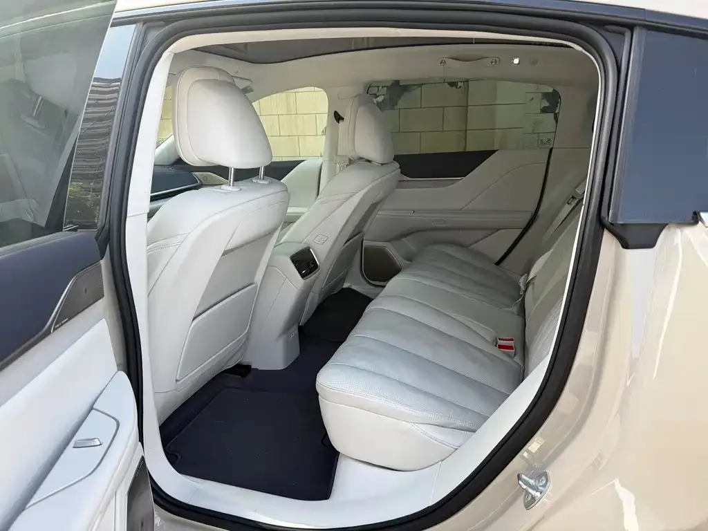 Buick Electra L7 2025 из CN, фото 2