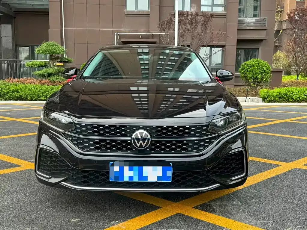 Volkswagen Passat — фото 9