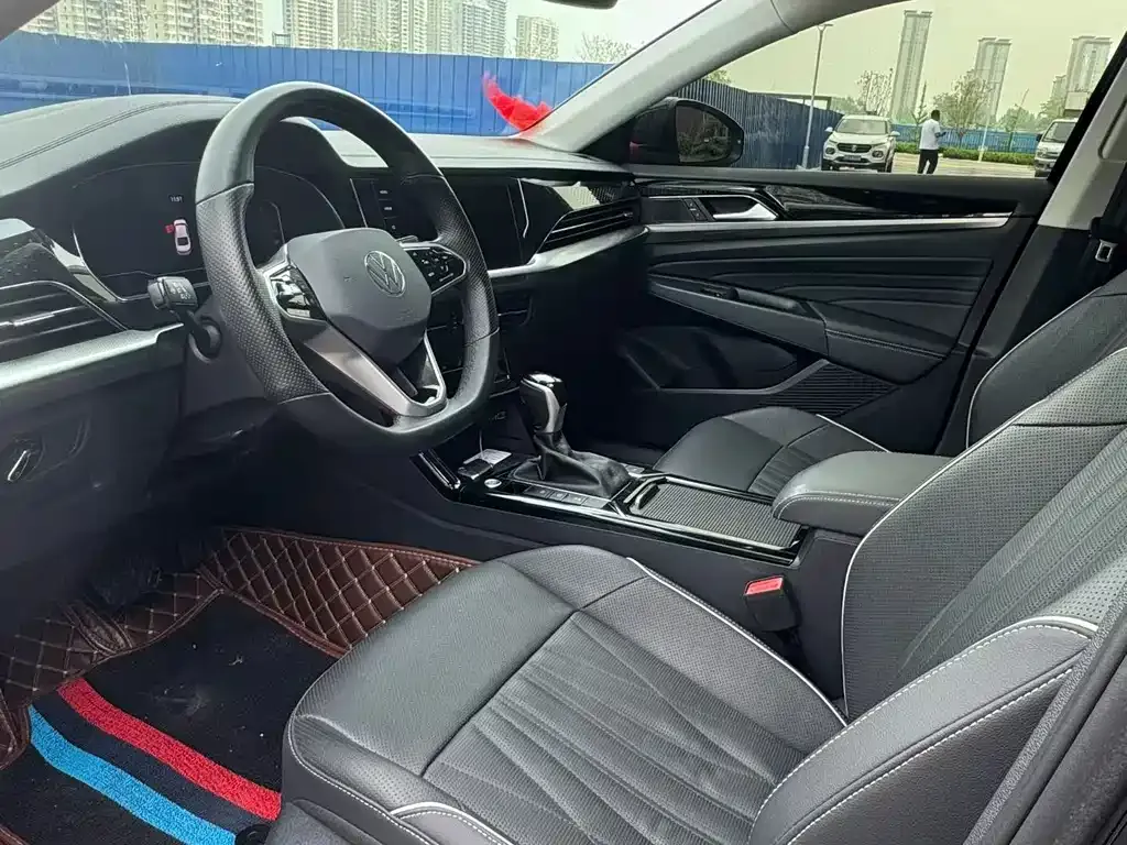 Volkswagen Passat — фото 6