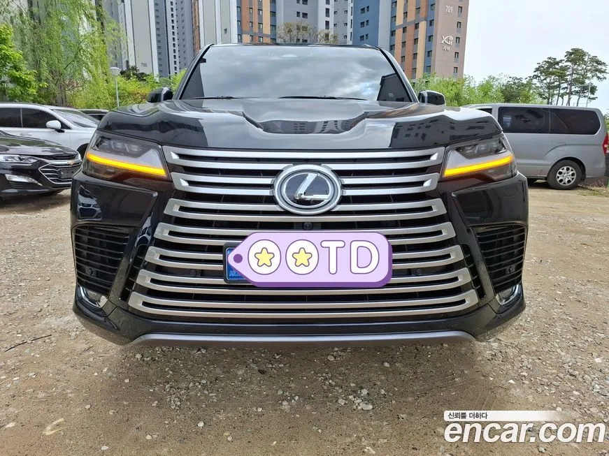 Lexus LX