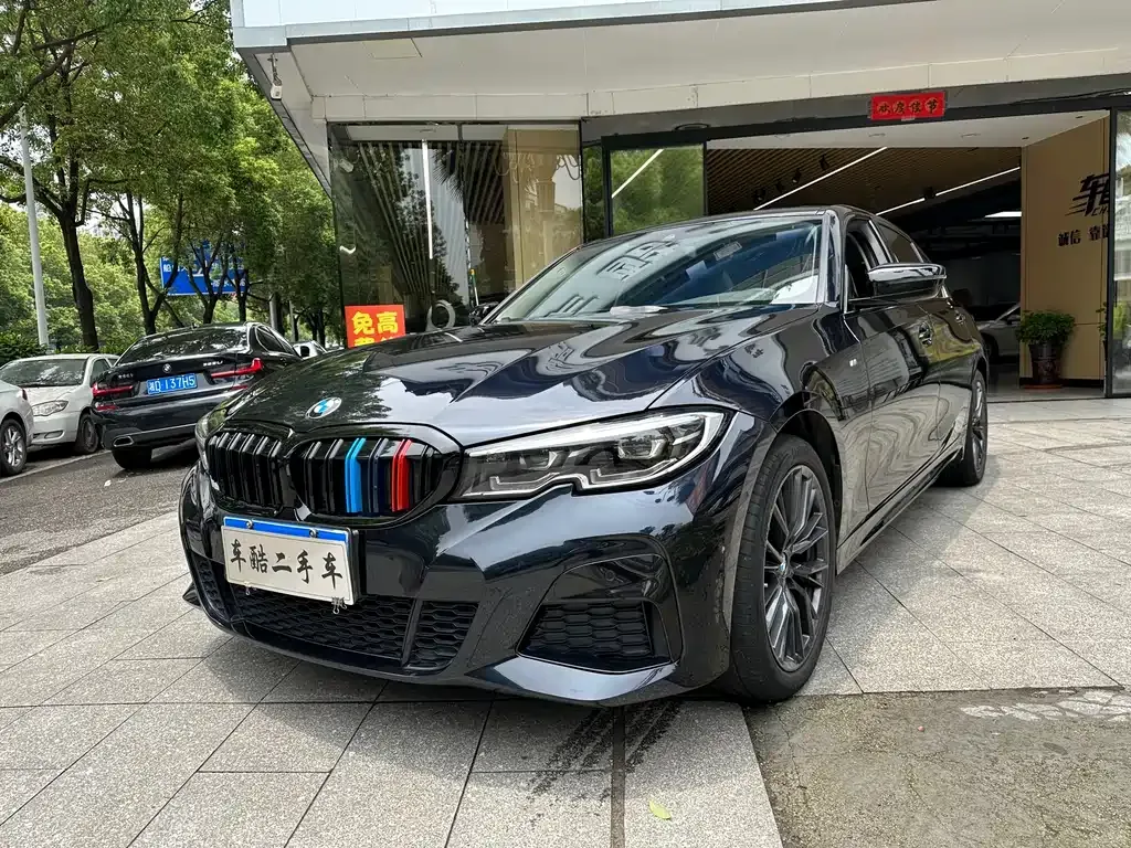 BMW 3 Series — фото 1